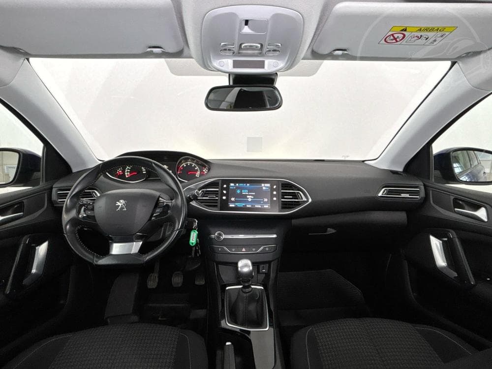 2018 Peugeot 308 - 5