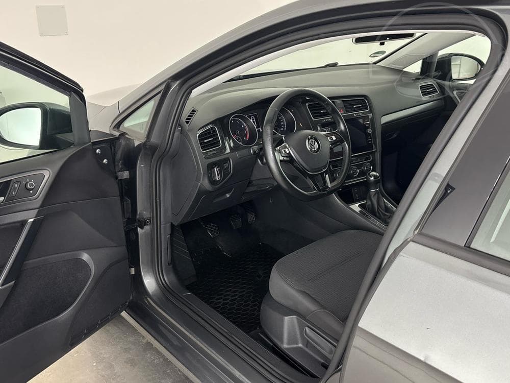 2017 Volkswagen Golf - 6