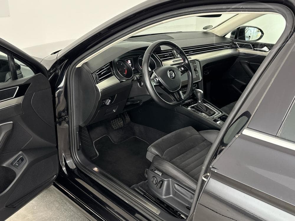 2018 Volkswagen PASSAT - 6