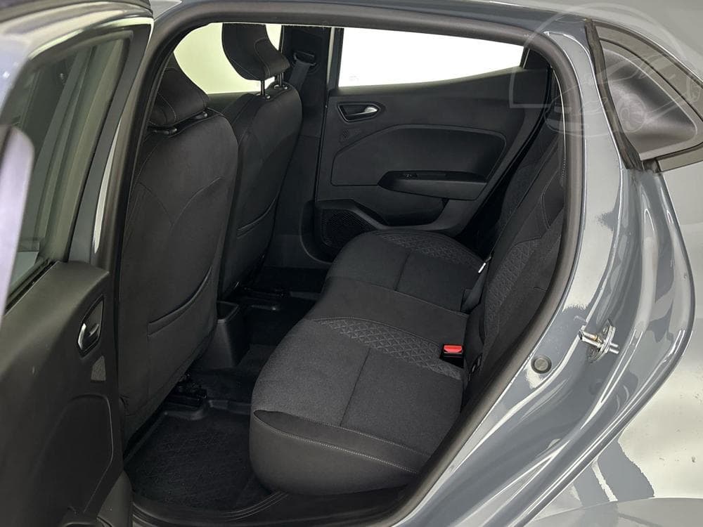 2020 Renault Clio - 8