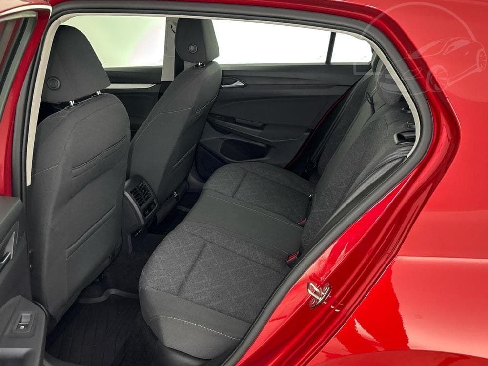 2021 Volkswagen Golf - 8