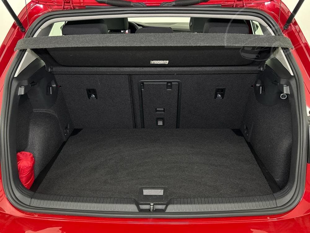 2021 Volkswagen Golf - 10