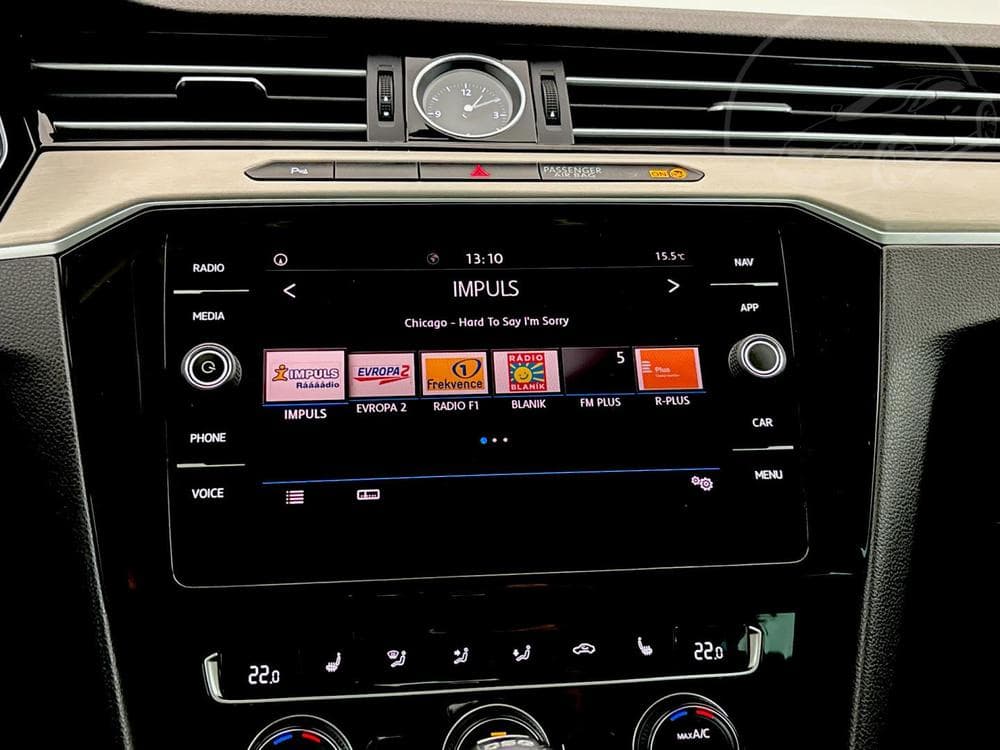 2018 Volkswagen PASSAT - 12