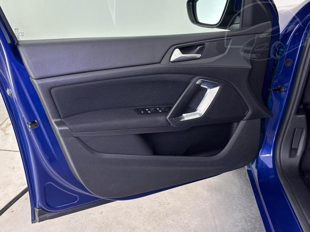 2018 Peugeot 308 - 13