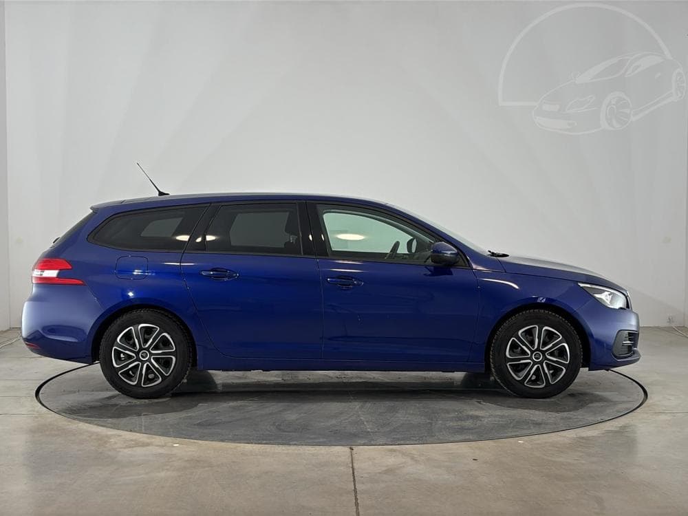 2018 Peugeot 308 - 16