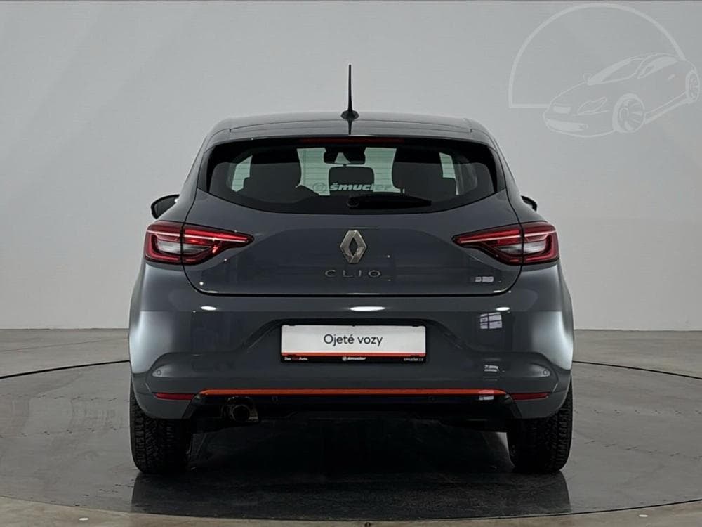 2020 Renault Clio - 17