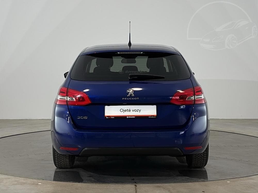 2018 Peugeot 308 - 17