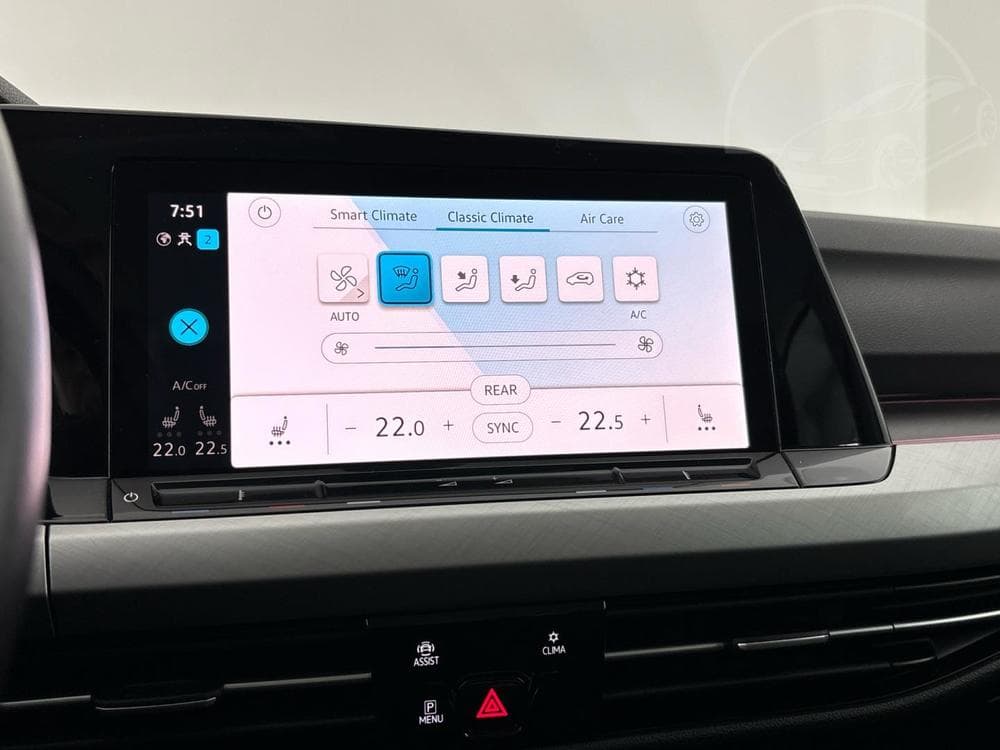 2021 Volkswagen Golf - 19