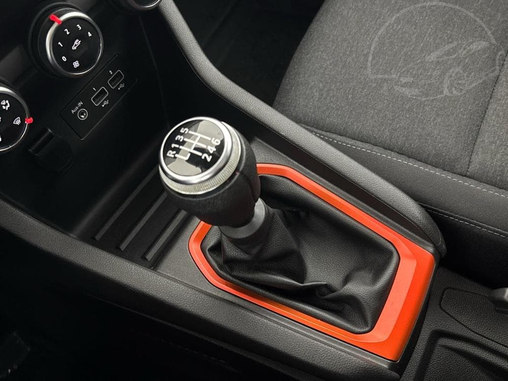 2020 Renault Clio - 20