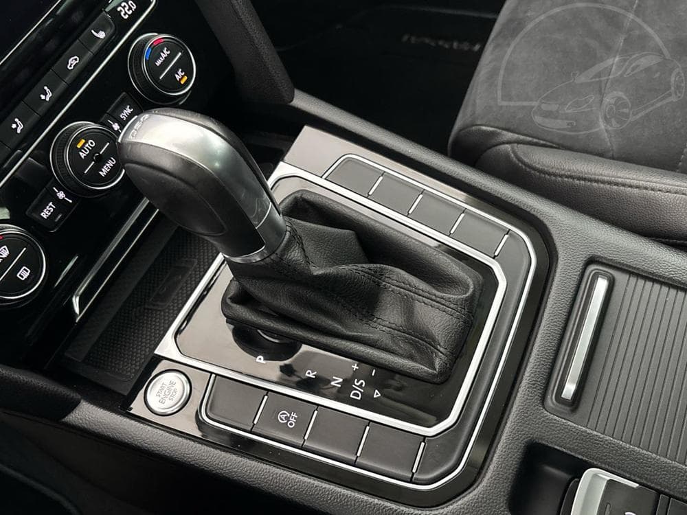 2018 Volkswagen PASSAT - 20