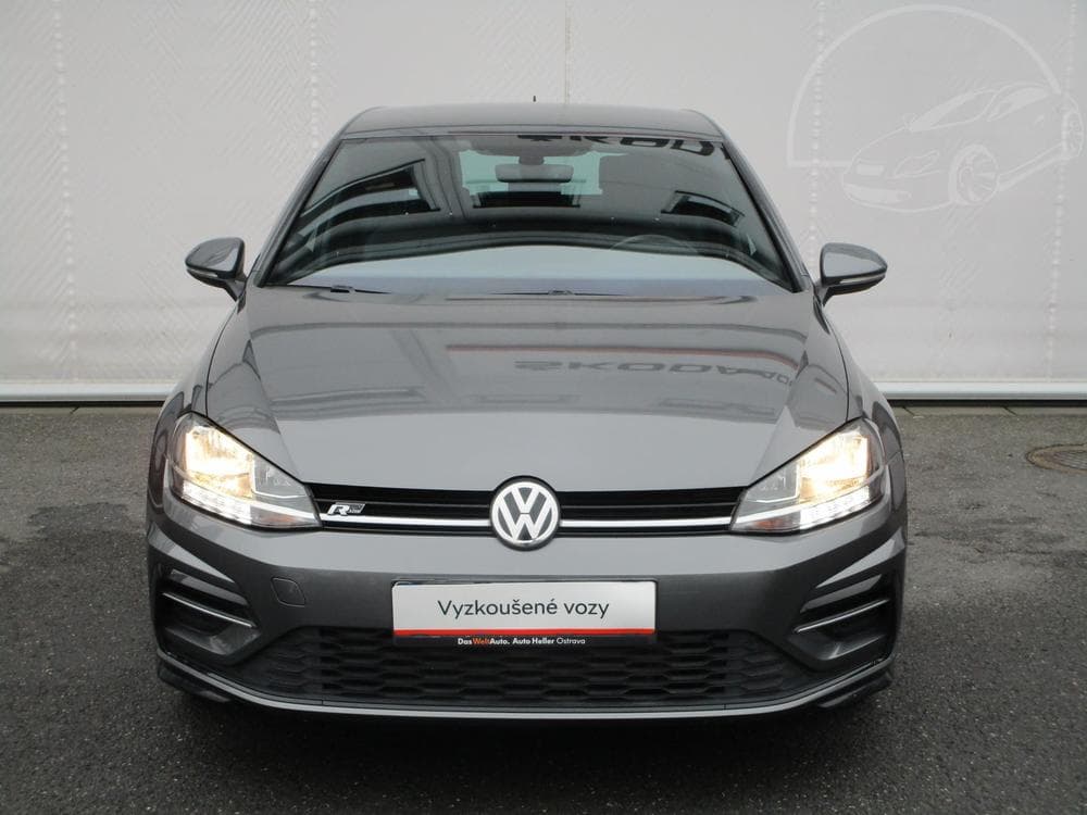 2018 Volkswagen Golf - 3