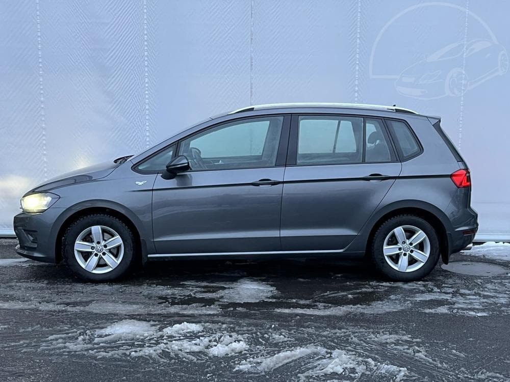 2017 Volkswagen Golf - 3