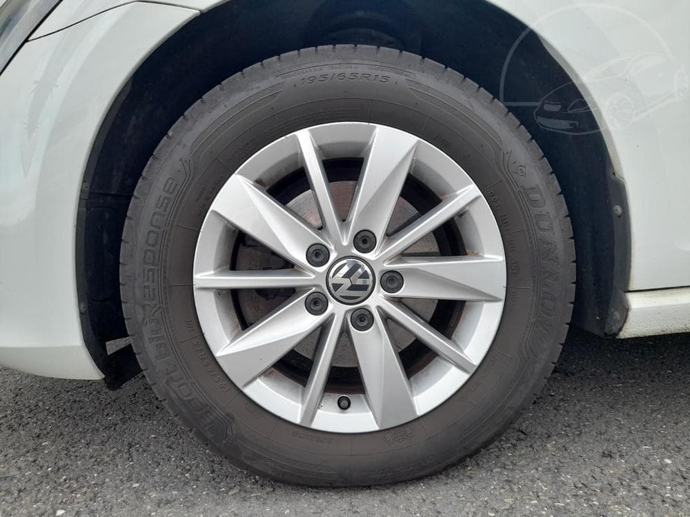 2014 Volkswagen Golf - 4