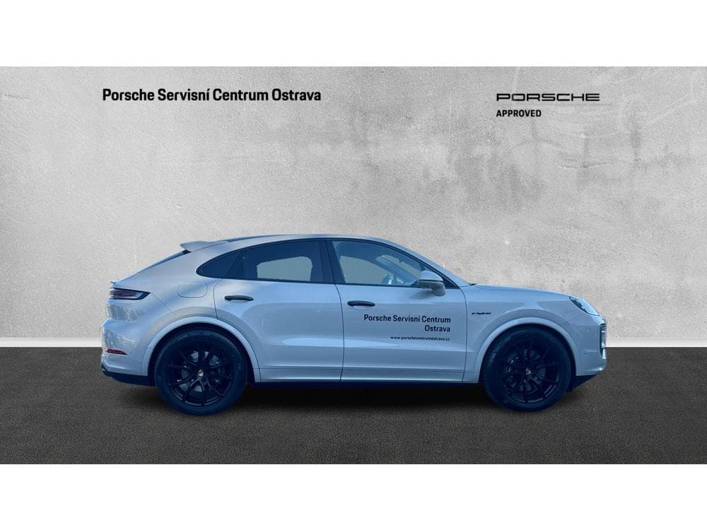 2026 Porsche CAYENNE - 13