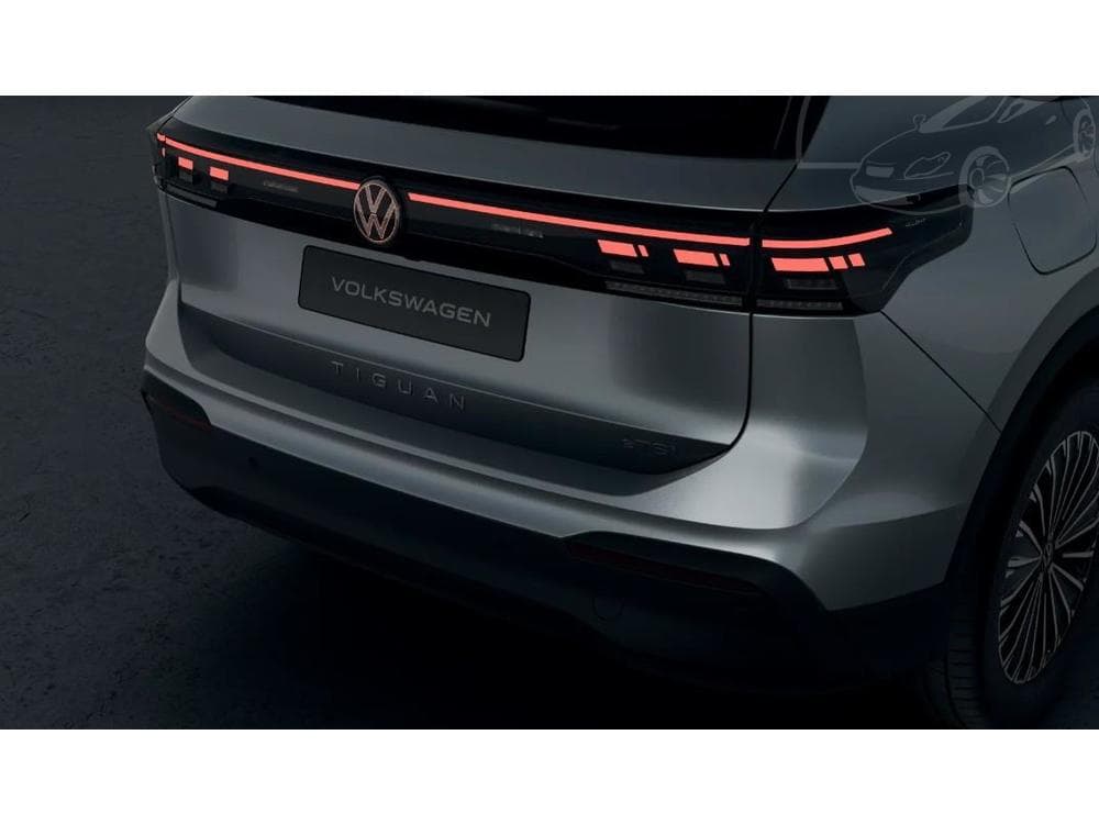 Volkswagen Tiguan - 11
