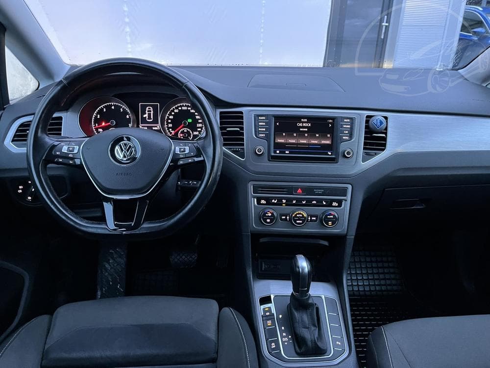 2017 Volkswagen Golf - 6