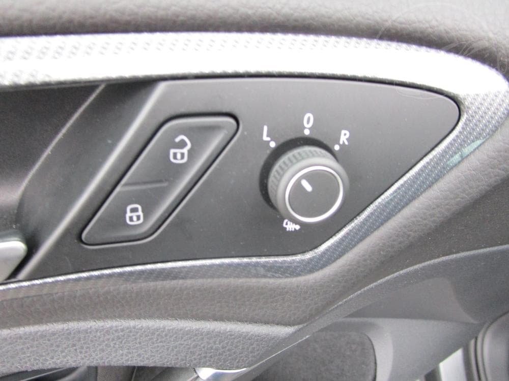 2018 Volkswagen Golf - 9