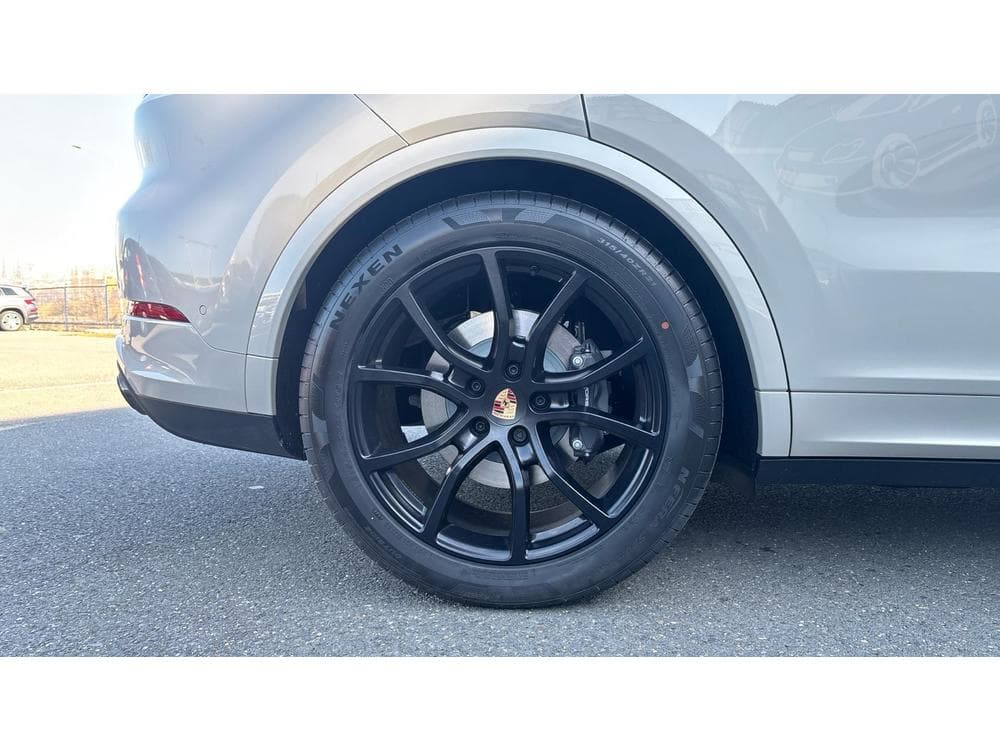 2026 Porsche CAYENNE - 34
