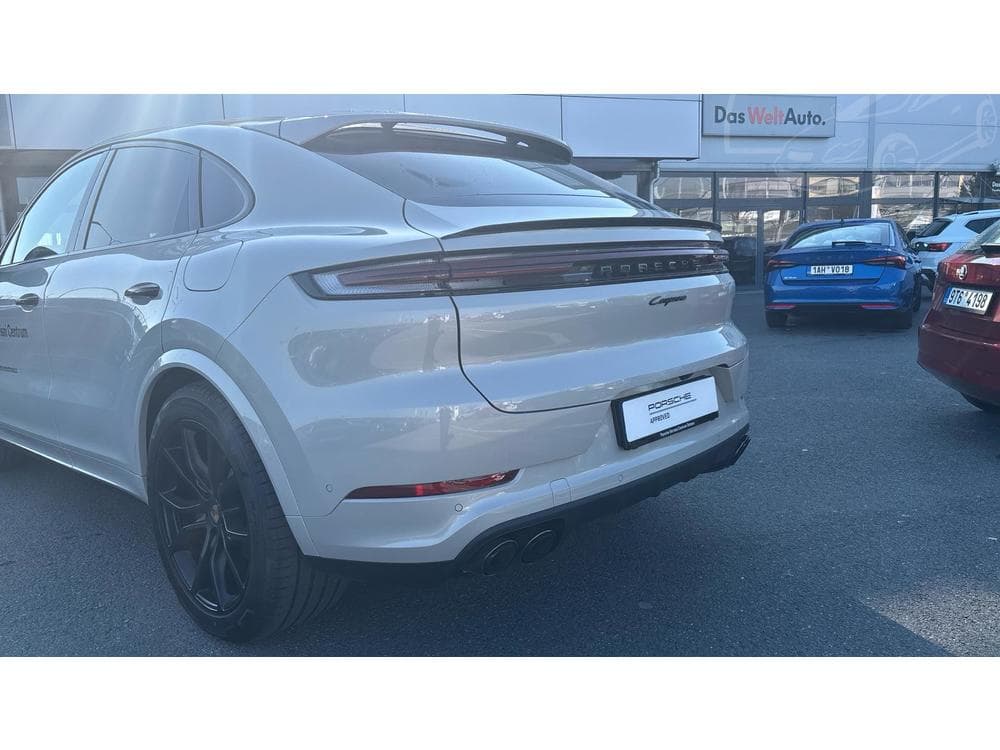 2026 Porsche CAYENNE - 40