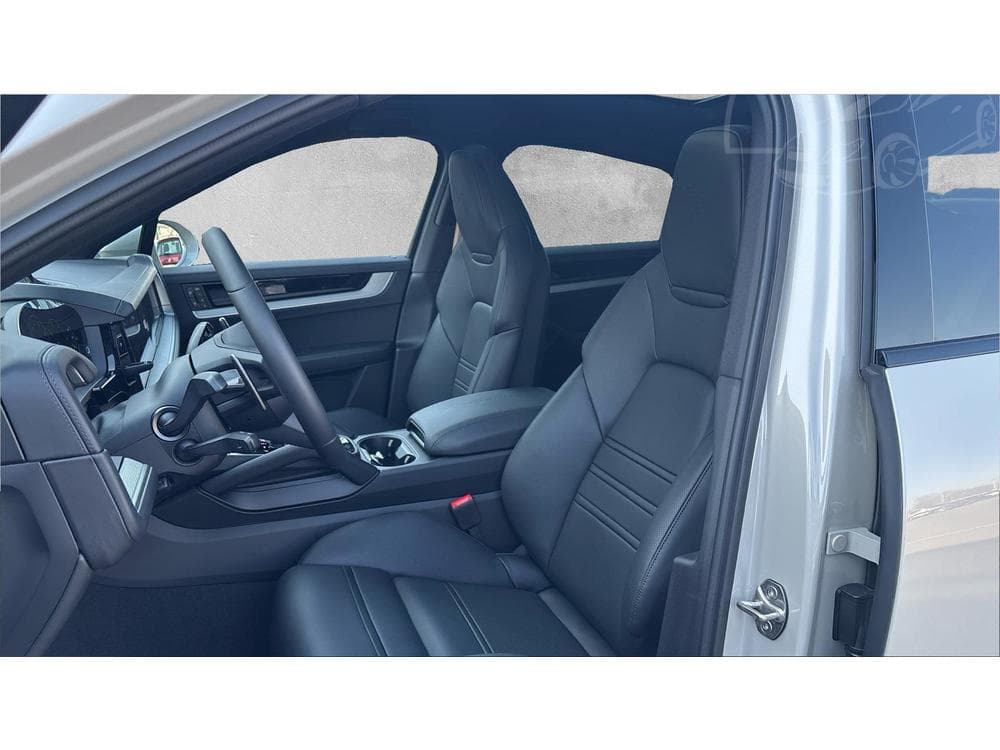 2026 Porsche CAYENNE - 46