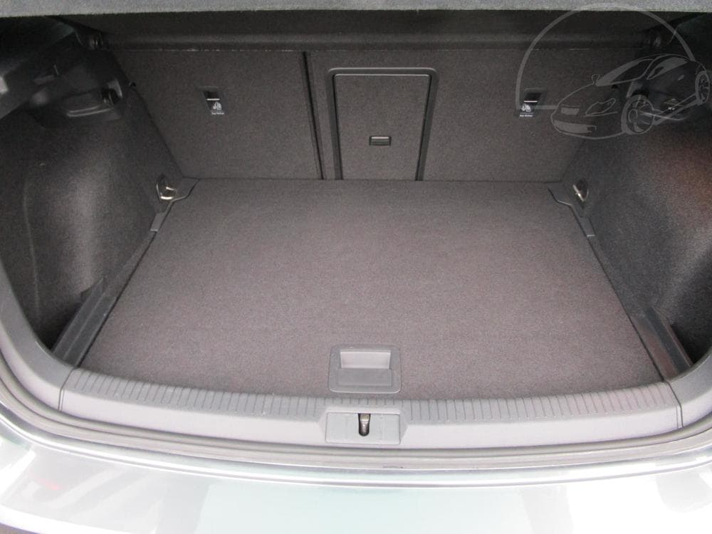 2018 Volkswagen Golf - 20