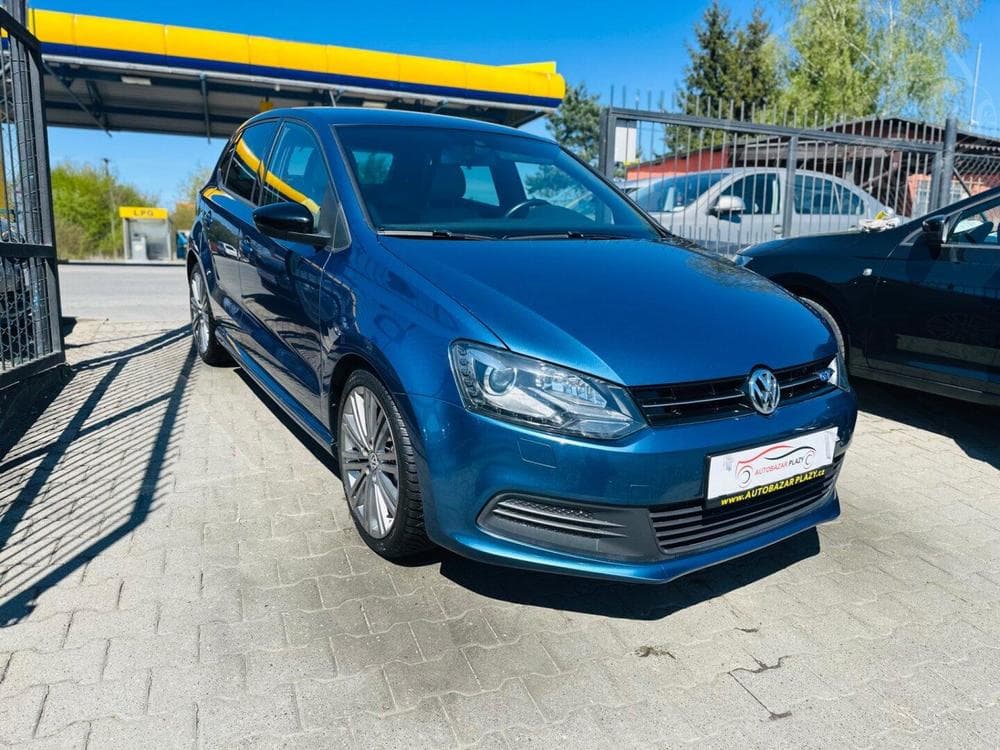 2013 Volkswagen POLO
