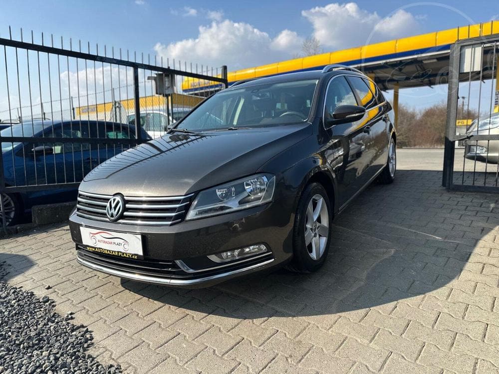 2013 Volkswagen PASSAT - 2