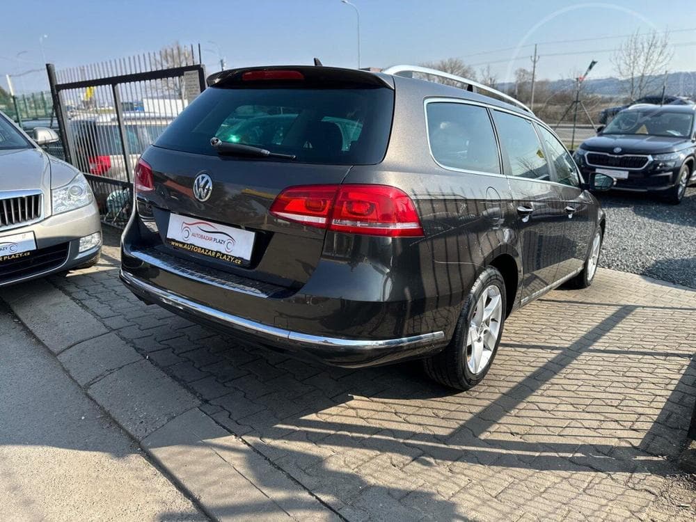 2013 Volkswagen PASSAT - 4