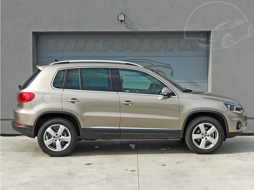 2012 Volkswagen Tiguan - 4