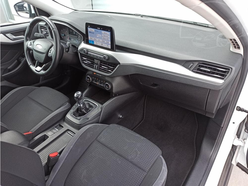 2019 Ford FOCUS - 12