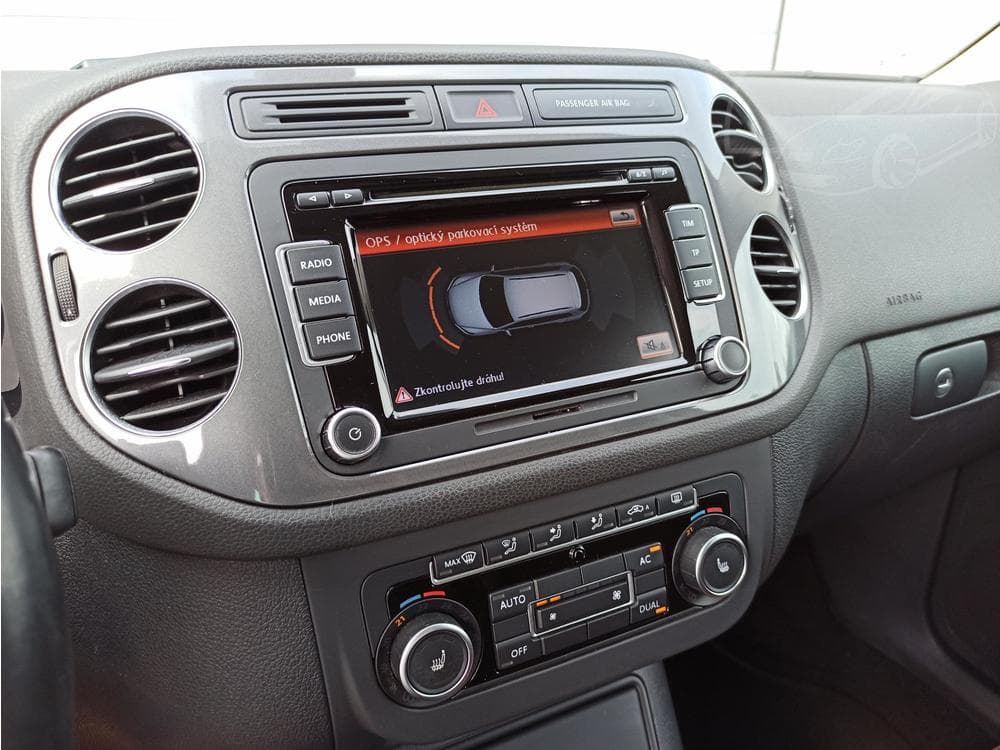 2012 Volkswagen Tiguan - 20