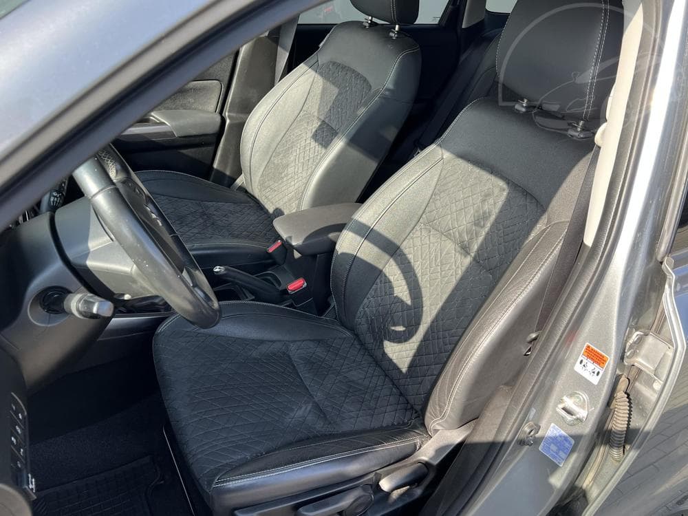 2020 Suzuki Vitara - 11