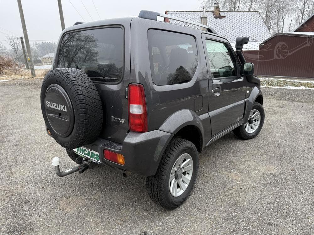 2013 Suzuki Jimny - 4