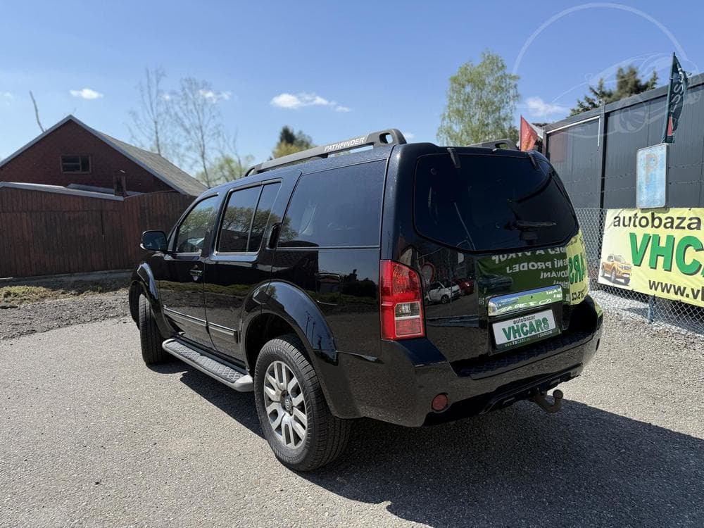 2012 Nissan Pathfinder - 5