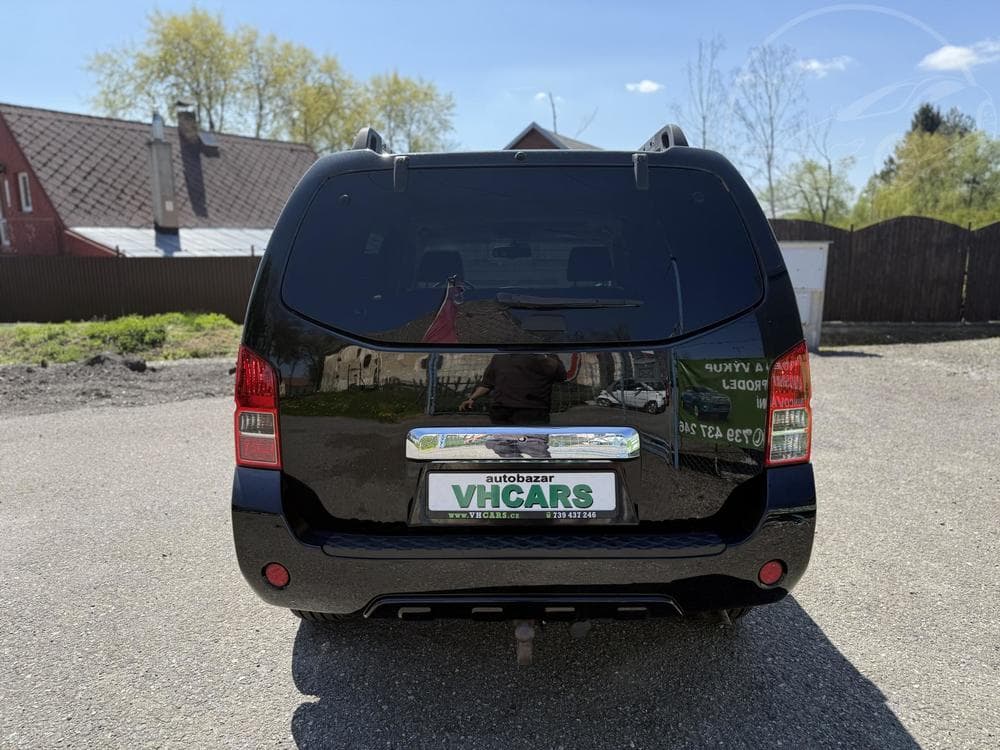 2012 Nissan Pathfinder - 6