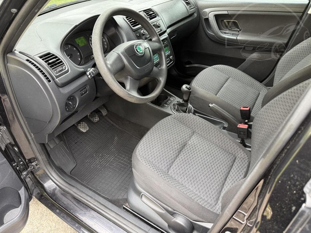 2010 Škoda FABIA - 8