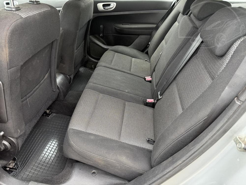 2008 Peugeot 307 - 12
