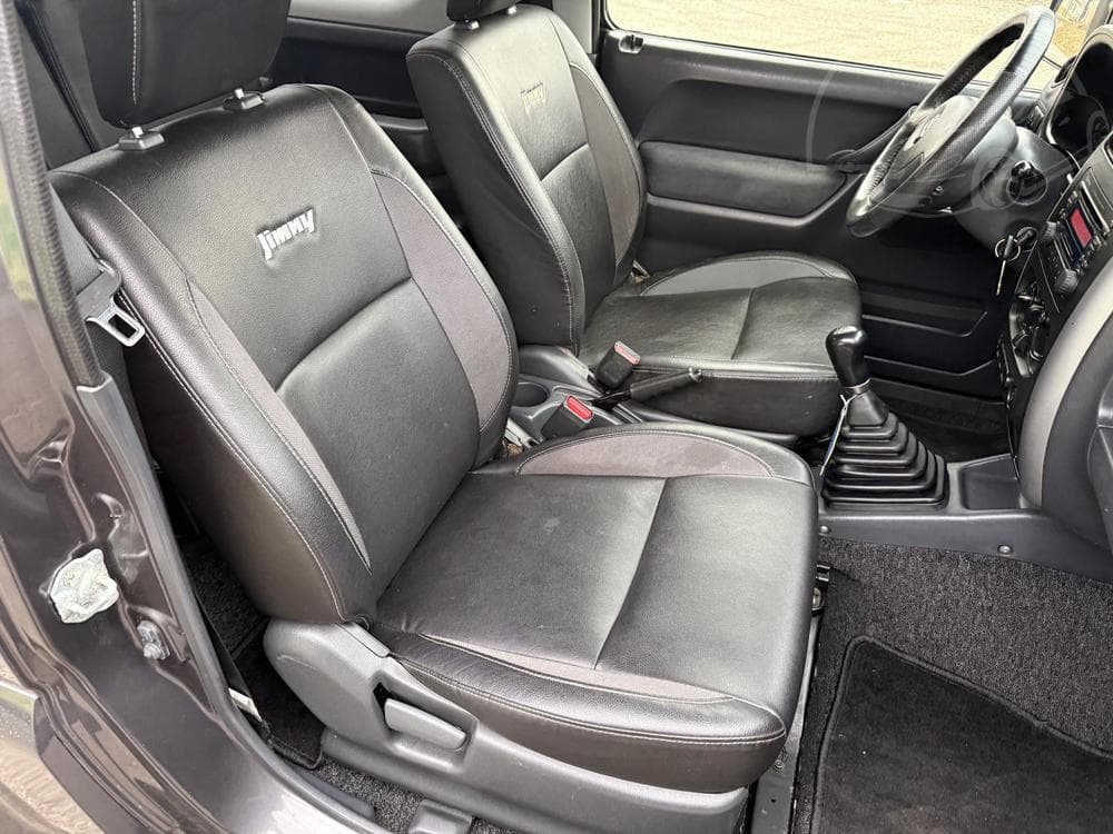 2013 Suzuki Jimny - 12