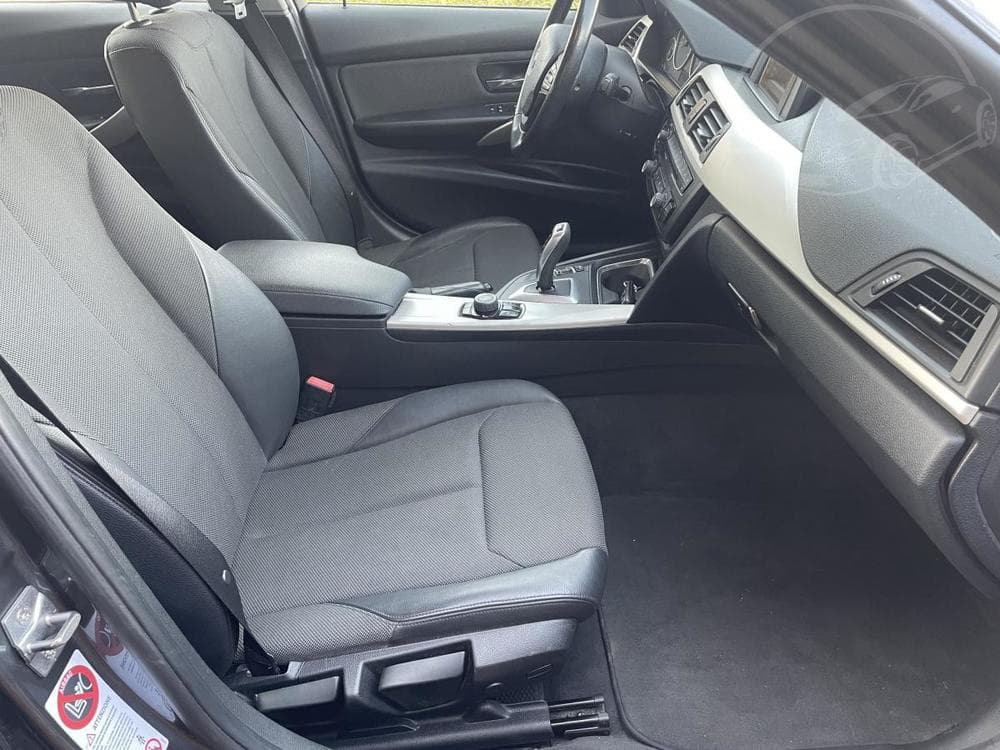 2013 BMW 3-Series - 13