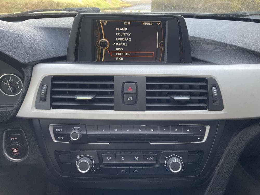 2013 BMW 3-Series - 16