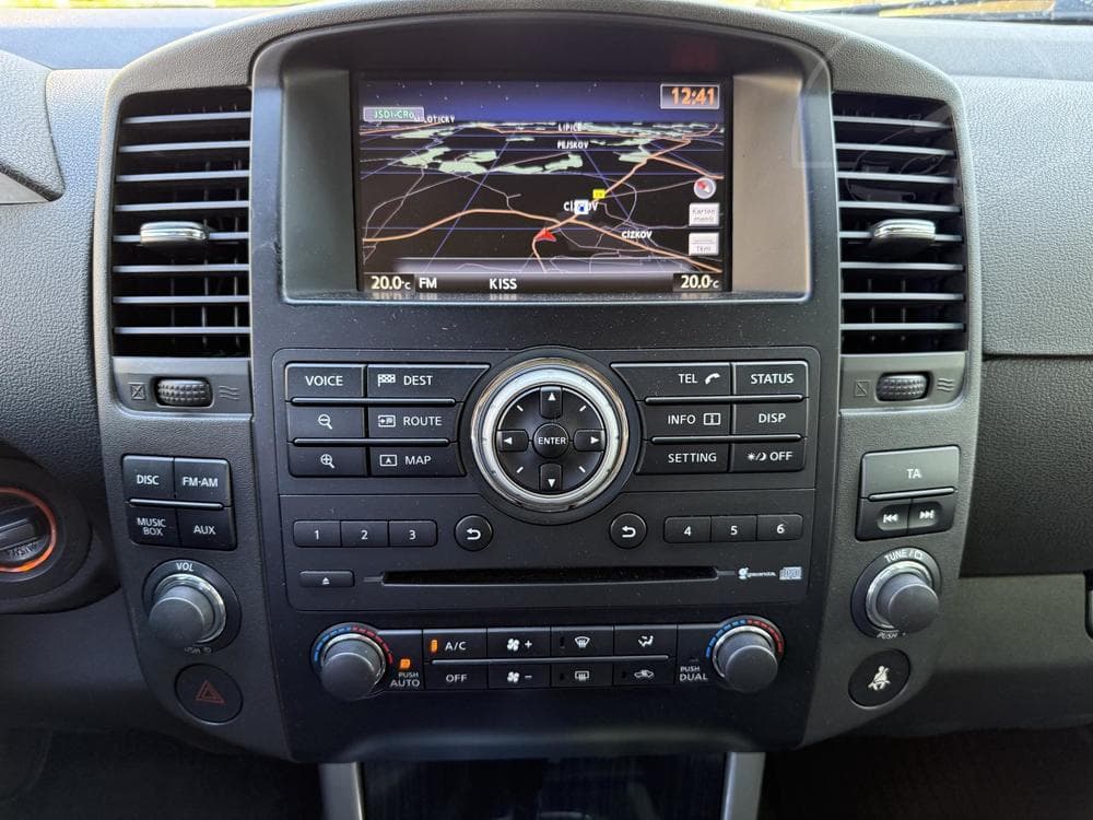 2012 Nissan Pathfinder - 17