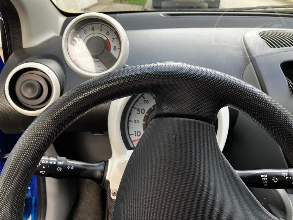 2012 Peugeot 107 - 6