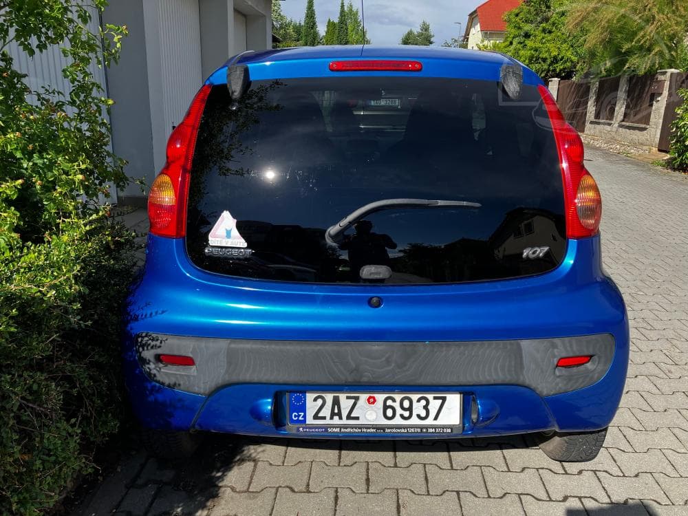 2012 Peugeot 107 - 11