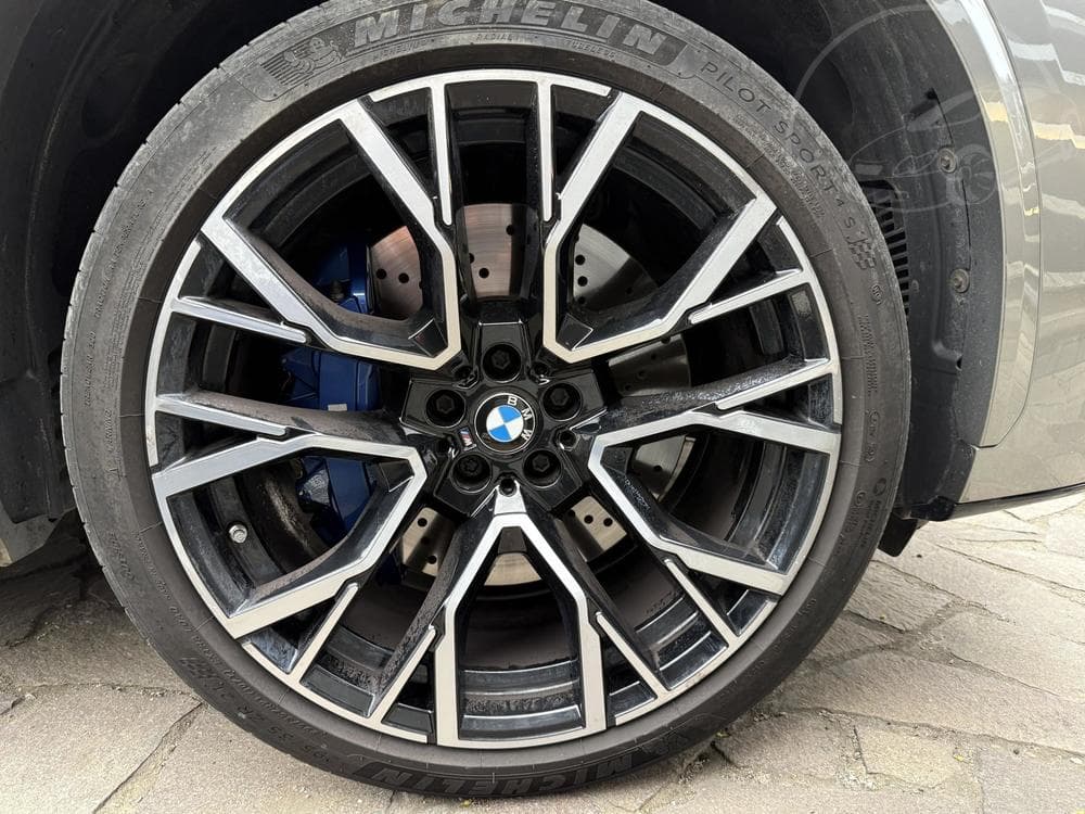 2021 BMW X5 - 21