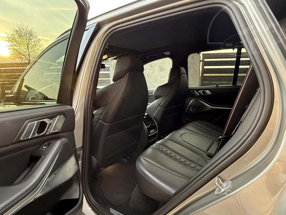 2021 BMW X5 - 37