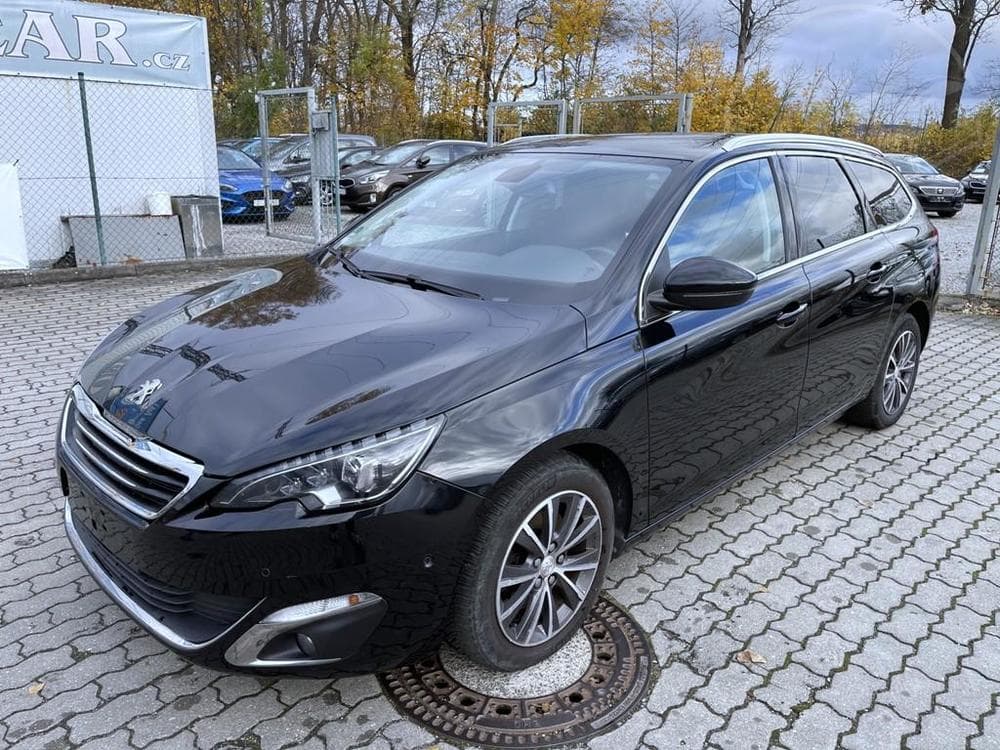 Peugeot 308 2.0 HDI 110 kW navi. serviska