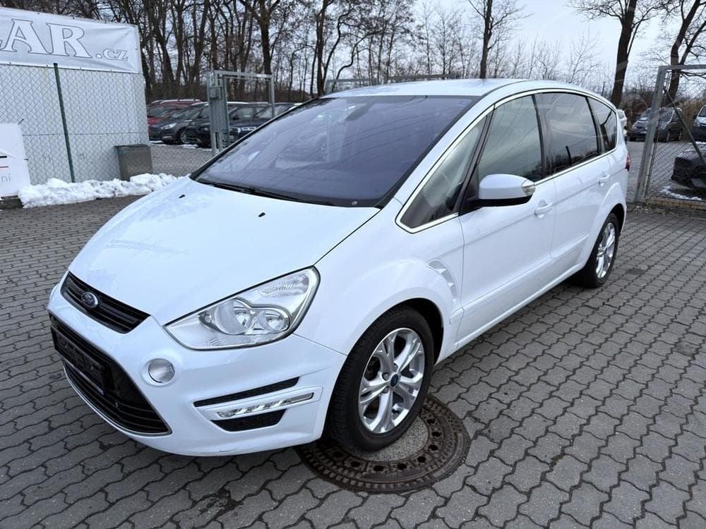 2013 Ford S-MAX