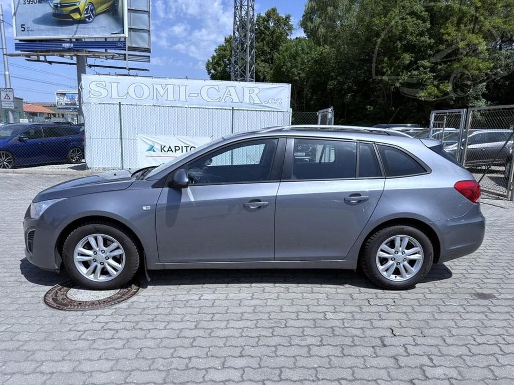 2013 Chevrolet CRUZE - 3