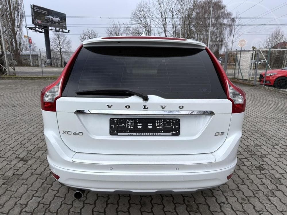 2016 Volvo XC60 - 10