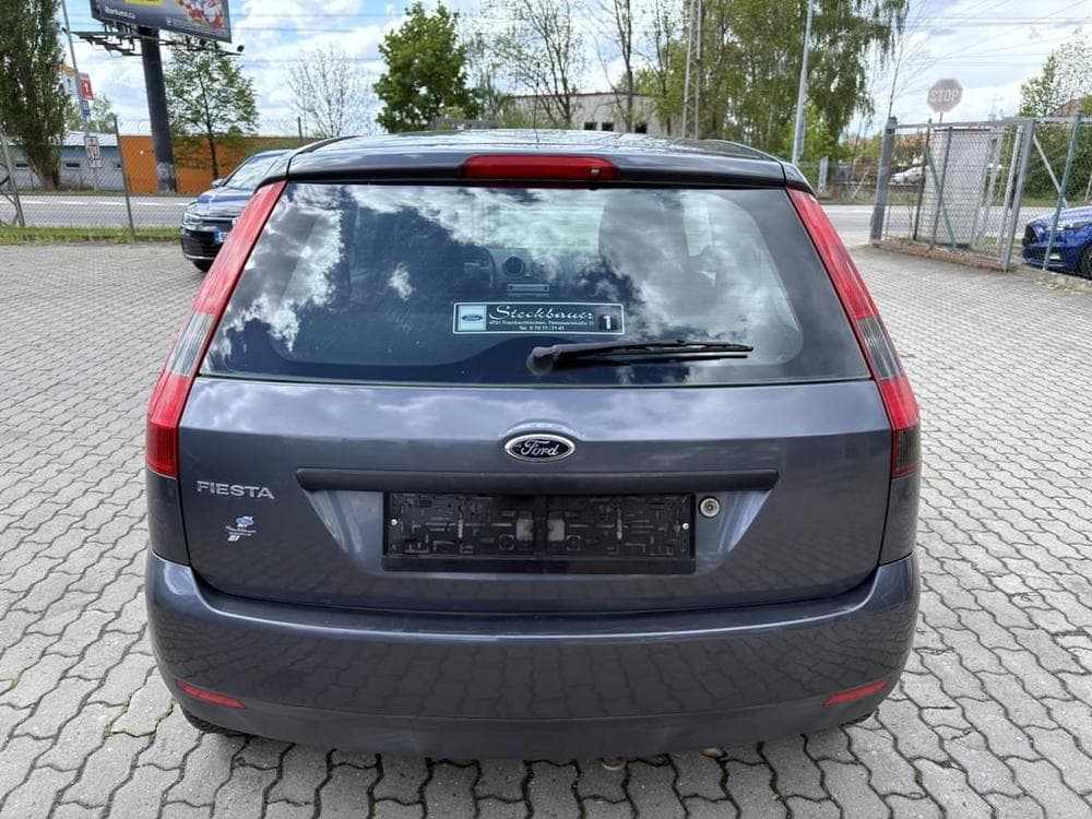 2005 Ford FIESTA - 10